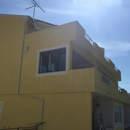 아파트 With Parking Space Grebastica, Sibenik - 13365 Baselovici