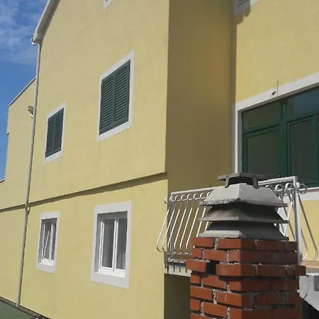 아파트 With Parking Space Grebastica, Sibenik - 13365 *