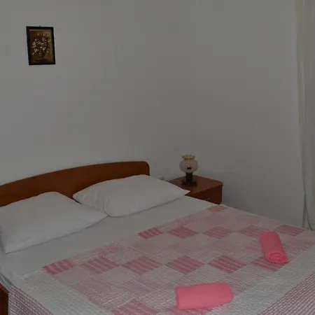 With Parking Space Grebastica, Sibenik - 13365 * Baselovici