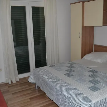 With Parking Space Grebastica, Sibenik - 13365 * Baselovici