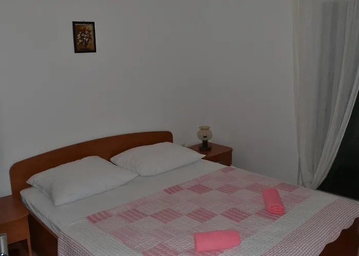 With Parking Space Grebastica, Sibenik - 13365 * Baselovici