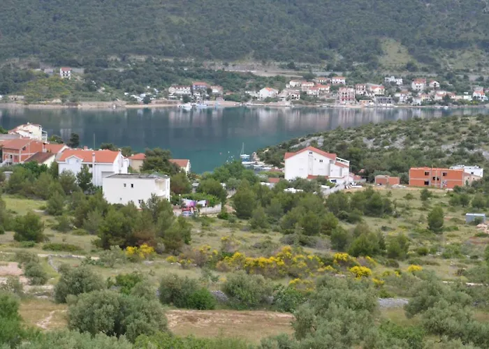 With Parking Space Grebastica, Sibenik - 13365 *