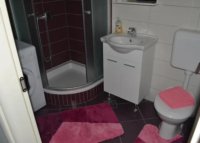 דירה With Parking Space Grebastica, Sibenik - 13365 *